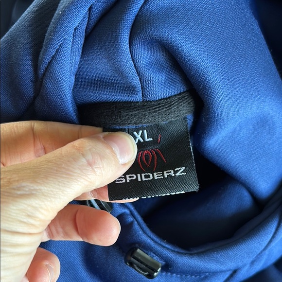 🍁💐 Spiderz Navy Blue Hoodie with Ribbed Cuffs and Minimalist Design - Picture 7 of 9